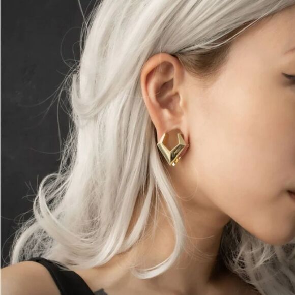 NIB Ask & Embla Valar Saddle Hangers in Gold .5" - Picture 6 of 11